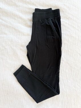 ALO Yoga Size S Black Joggers